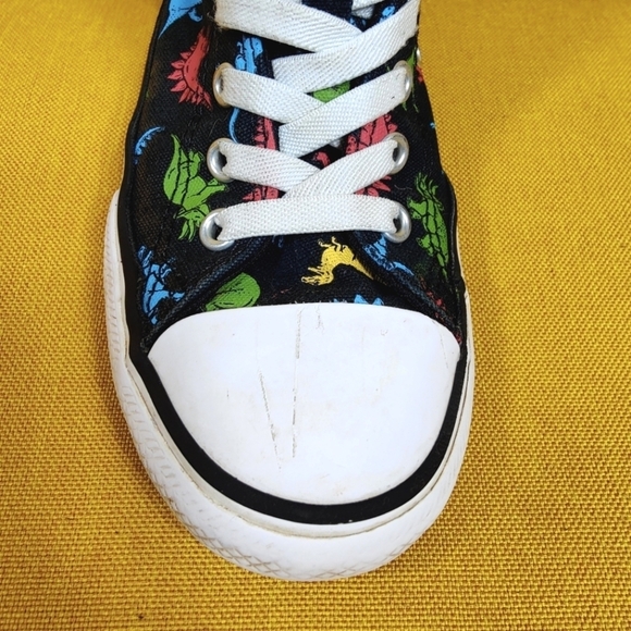 Converse Chuck Taylor All Stars Hi Dinosaurs Sneakers Youth Boy's Size 2 - Picture 3 of 10